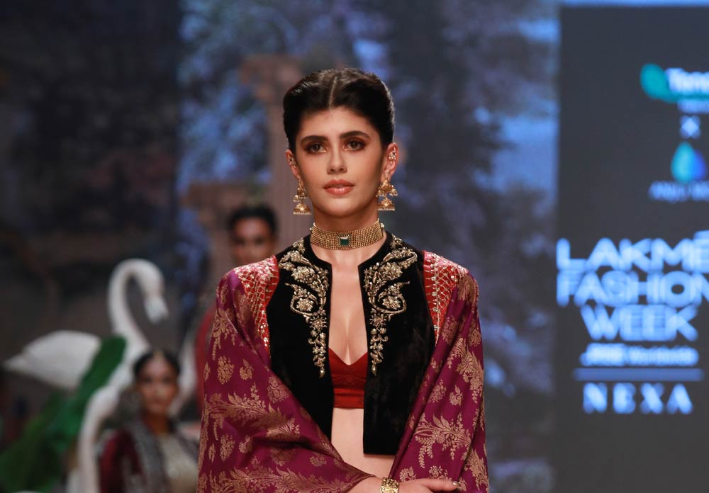 Sanjana Sanghi walks the ramp at Lakme Fashion Week 2022