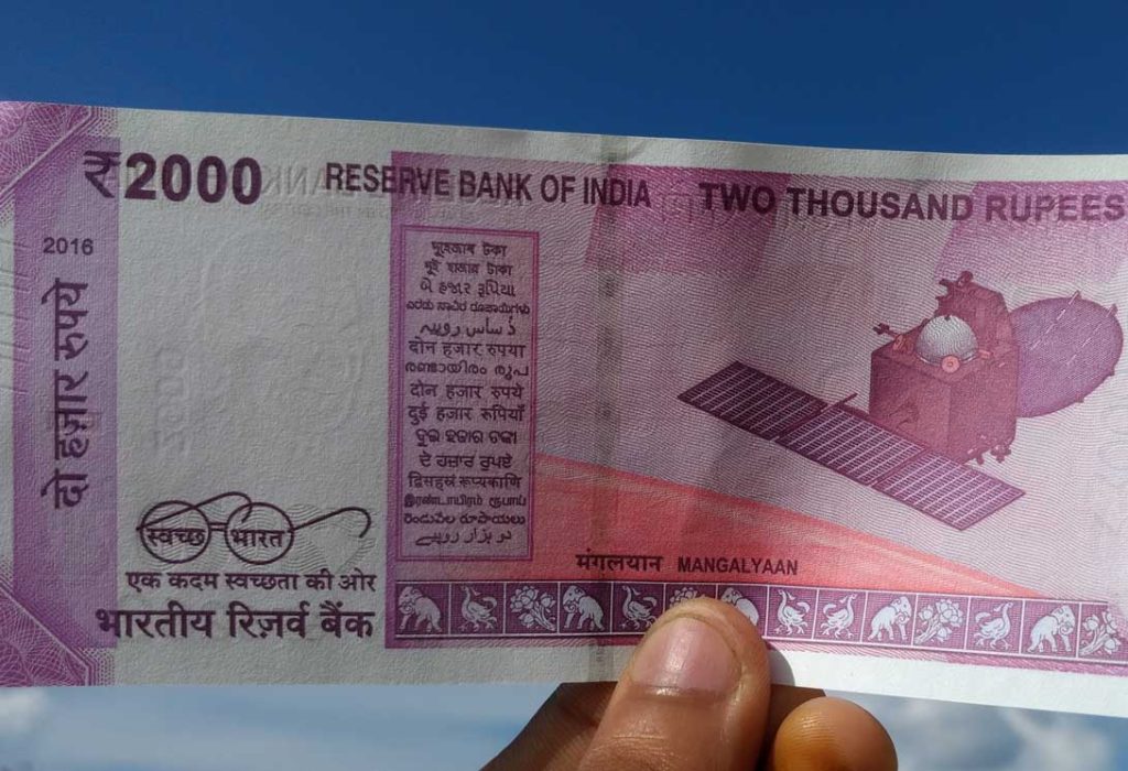 Indian-2000-rupees-note