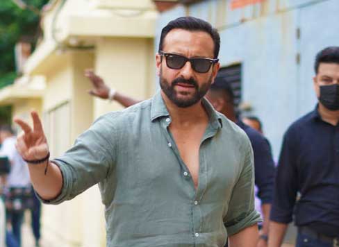 saif-ali-khan-pic-for-stabbing-attack-news