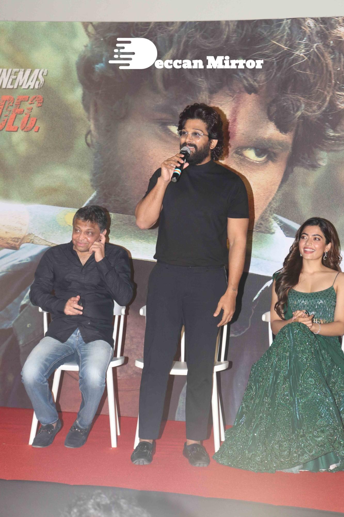 Allu Arjun And Rashmika Mandanna Promote Pushpa In Mumbai