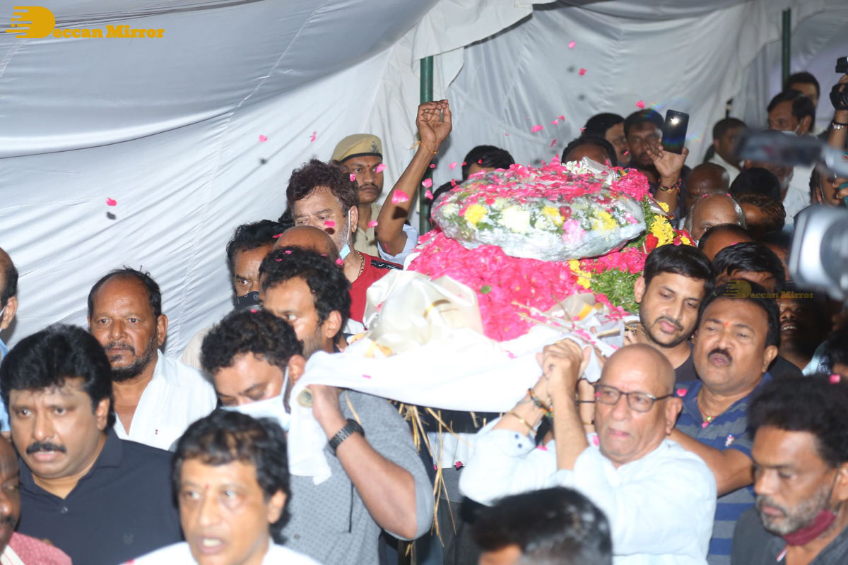 Rebel Star Krishnam Raju’s Final Journey » Deccan Mirror